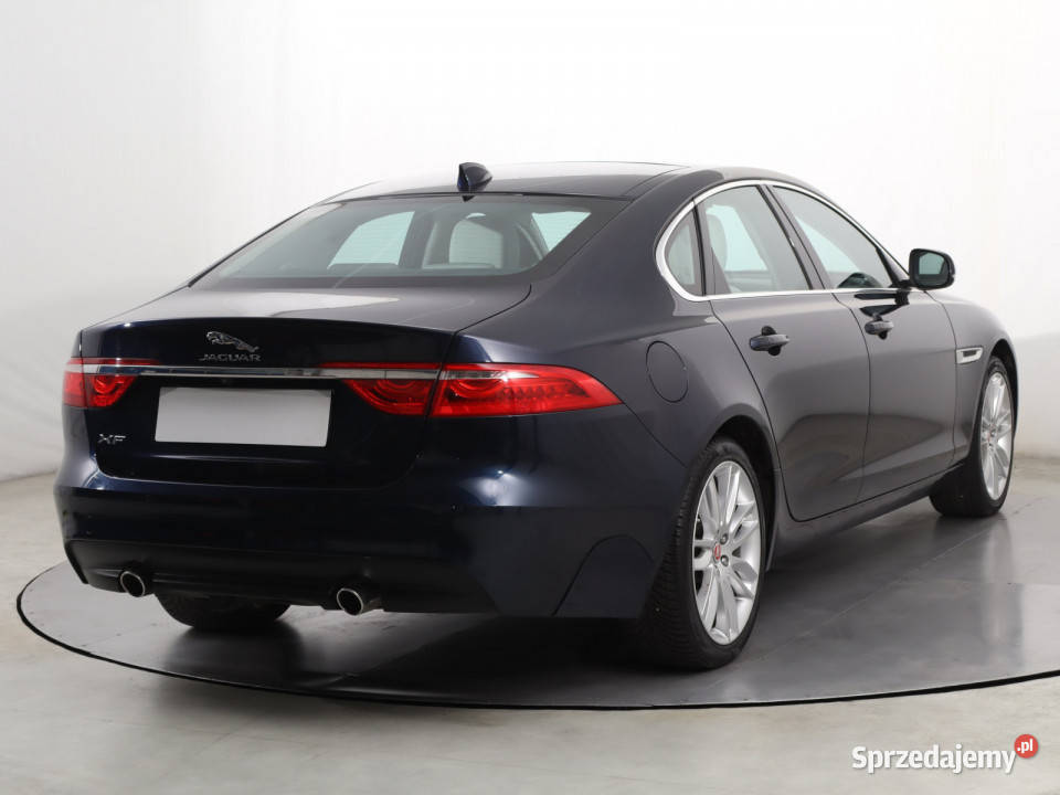 Jaguar XF 25d AWD Katowice