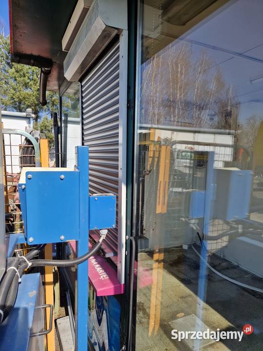 Kiosk Szopka blaszak klatka gołębnik Środa Wielkopolska