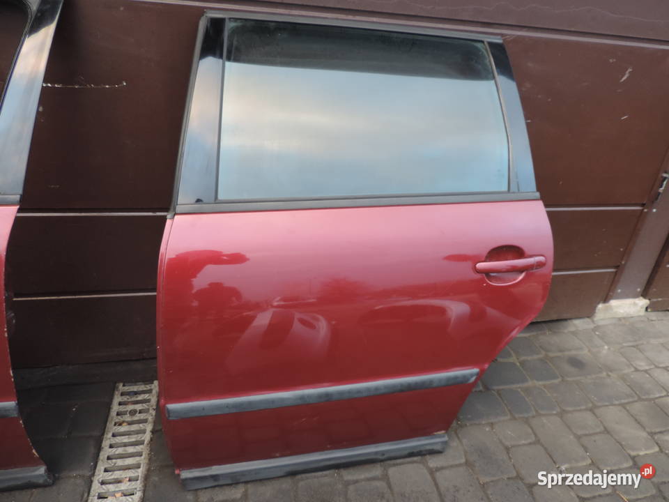 VW PASSAT B5 KOMBI DRZWI LEWY TYŁ LB3Y Nowy Sącz