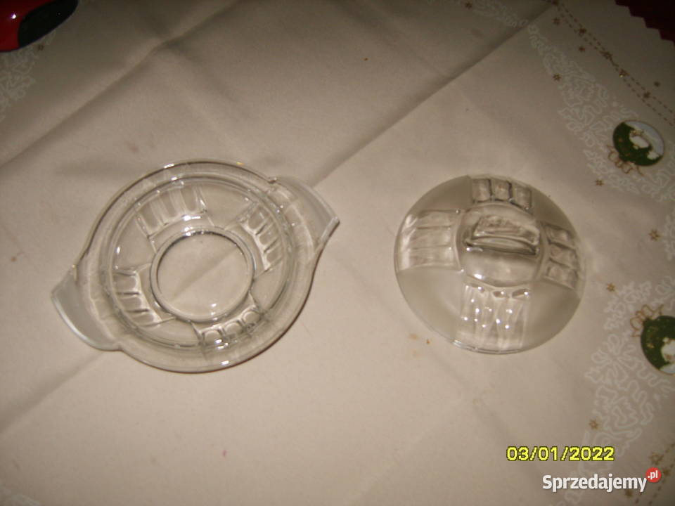 Misa szklana z pokrywą bomboniera