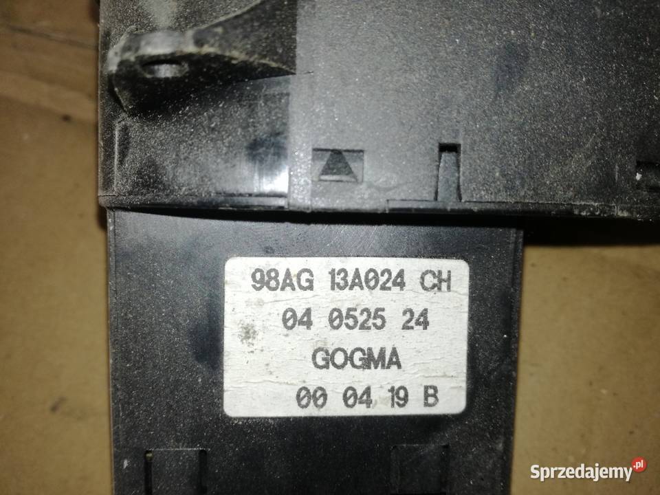 Przełącznik włącznik świateł Ford Focus mk1 Kosarzew-Stróża