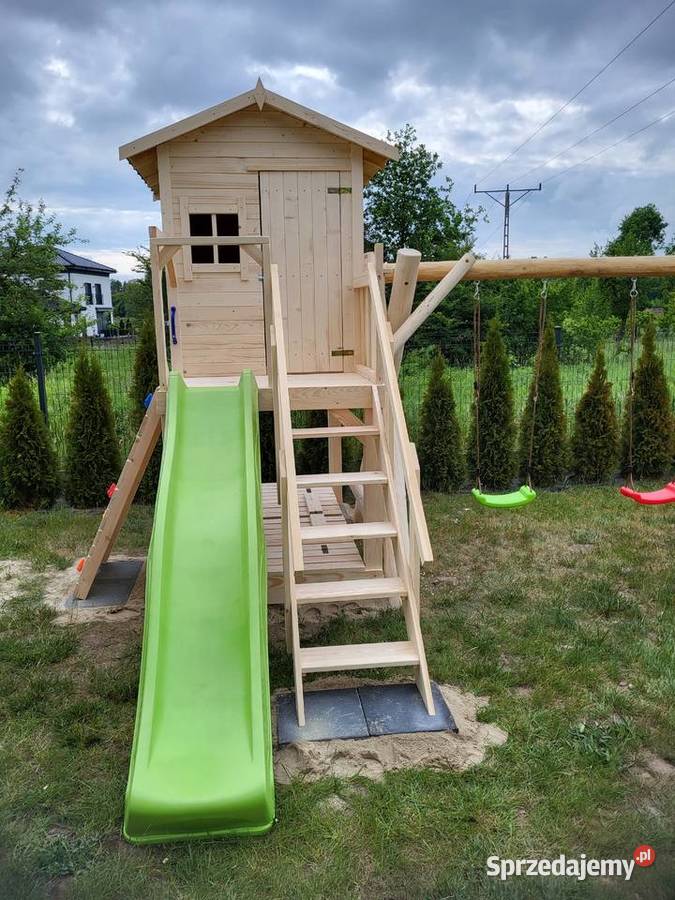 Plac zabaw Krzyś domek dzieci huśtawki ślizg Wrocław