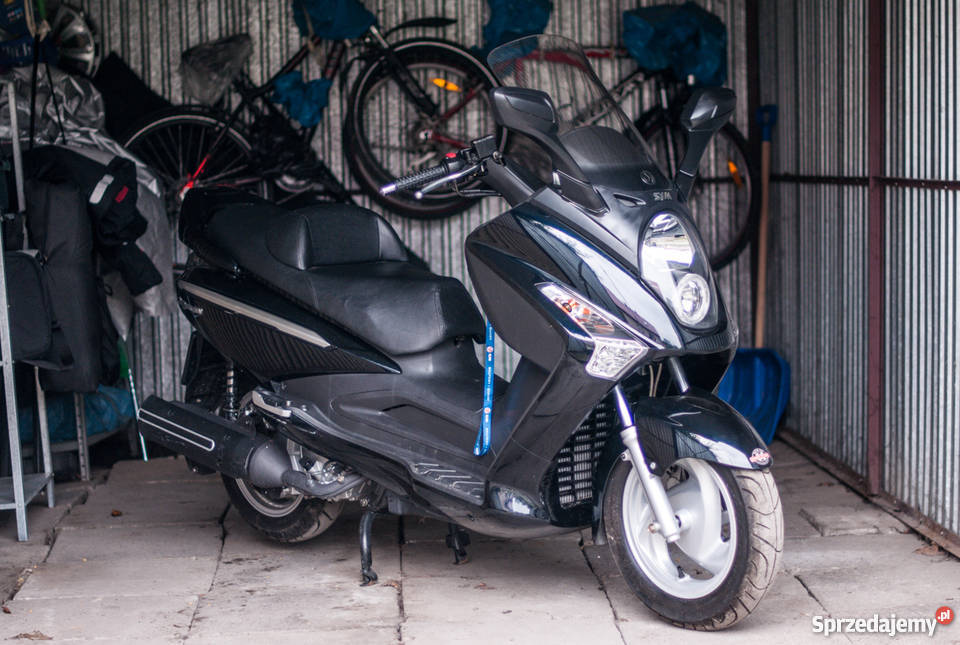 Skuter Sym GTS 250 akcesoria 2422km Pozostałe Kraków