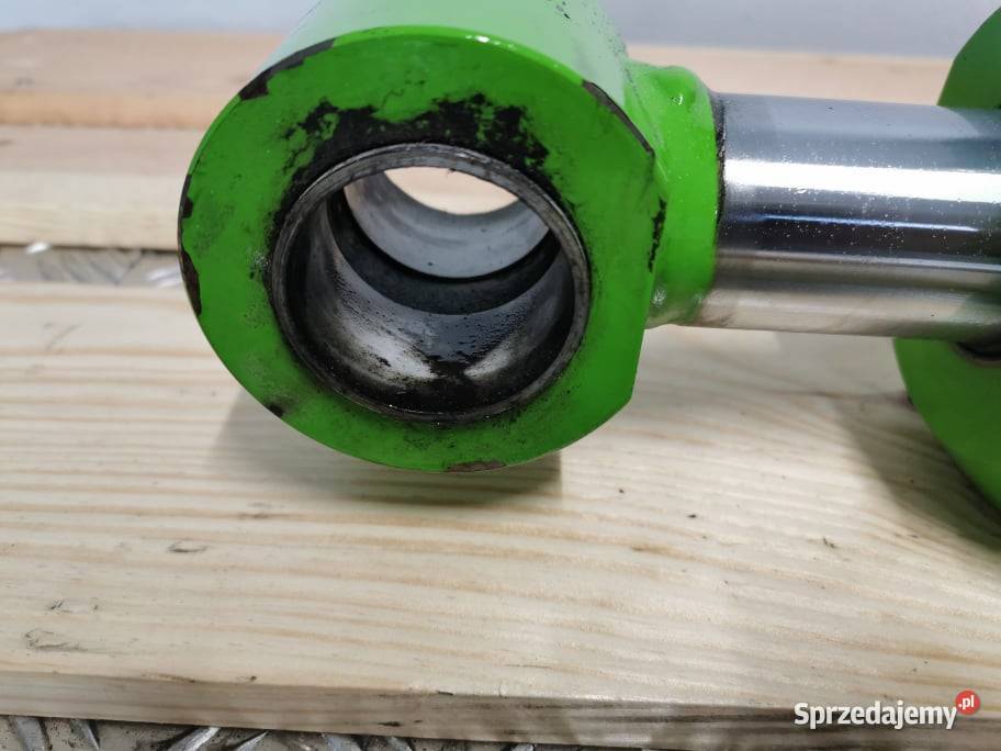 Cylinder hydrauliczny kompensacji Merlo P 256 wielkopolskie sprzedam