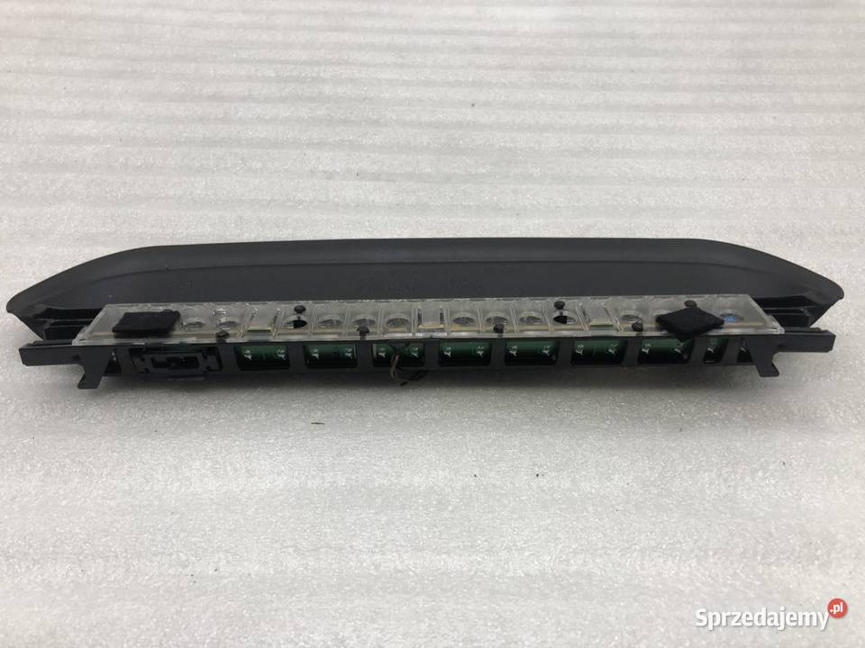 TRZECIE ŚWIATŁO STOP 6927017 BMW E60 wielkopolskie