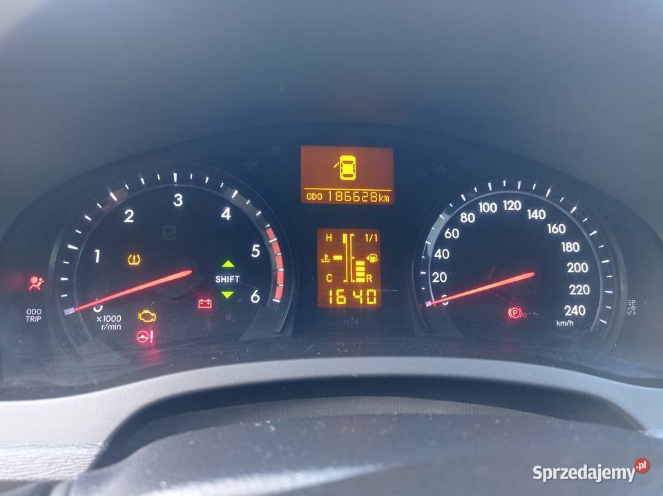 Toyota Avensis 20 D4D Luna Rok produkcji 2014 Wronowice