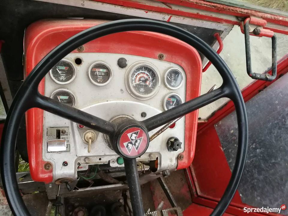 Ciągnik traktor Massey Ferguson MF 168