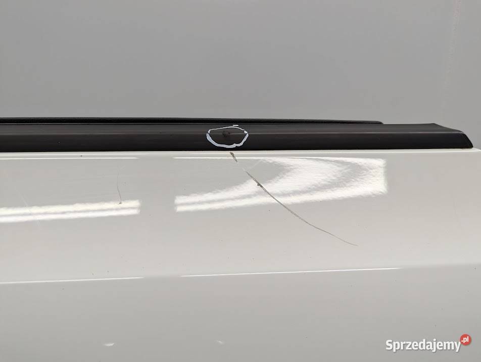 DRZWI PRZÓD PRZEDNIE LEWE B4B4 CANDY WHITE VW osobowe Białystok