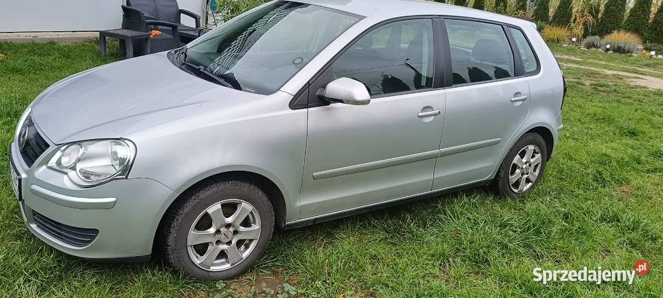 Sprzedam VW Polo 9n 5d wersja Trendline Złotów