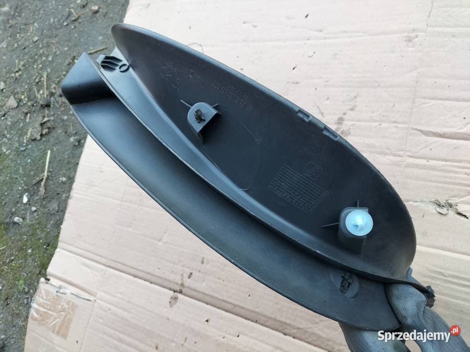 RENAULT CLIO 3 III OSŁONA KLAPY BAGAŻNIKA Kamień-Kolonia