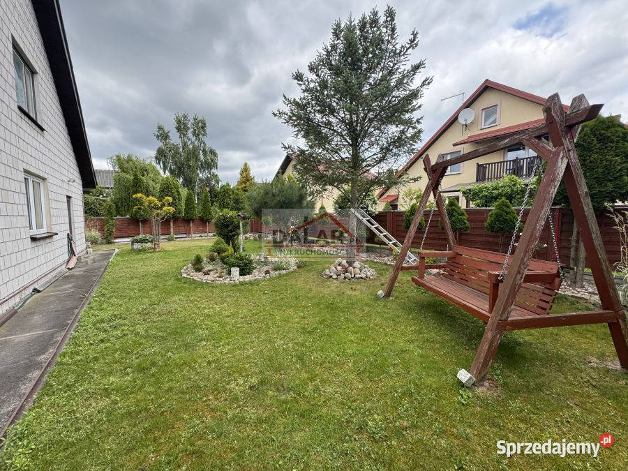 sprzedaży domu wolnostojącego Baniocha 220m2 do remontu Sprzedaż