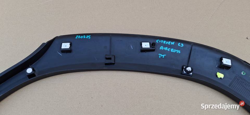 CITROEN C3 AIRCROSS LISTWA BŁOTNIKA PRAWY TYŁ Błotniki