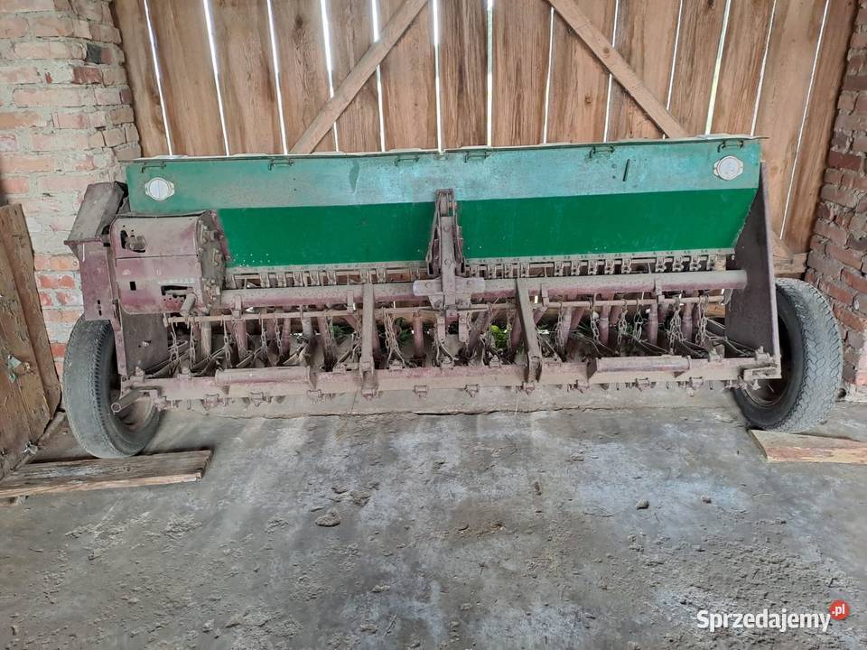 Siewnik zbożowy poznaniak Biała Piska