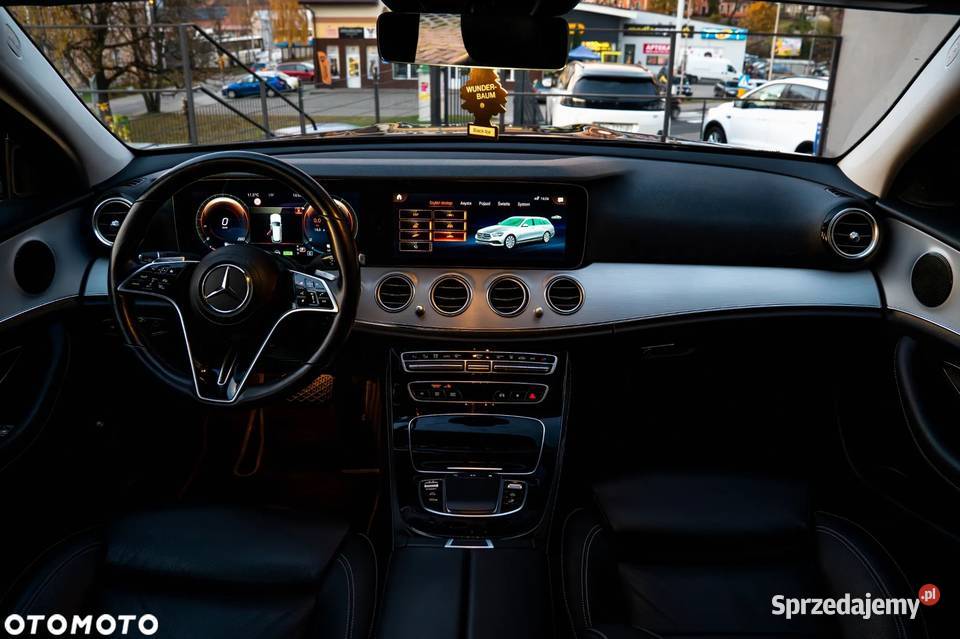MercedesBenz Klasa E 300 AMGAvantgarde Miastko