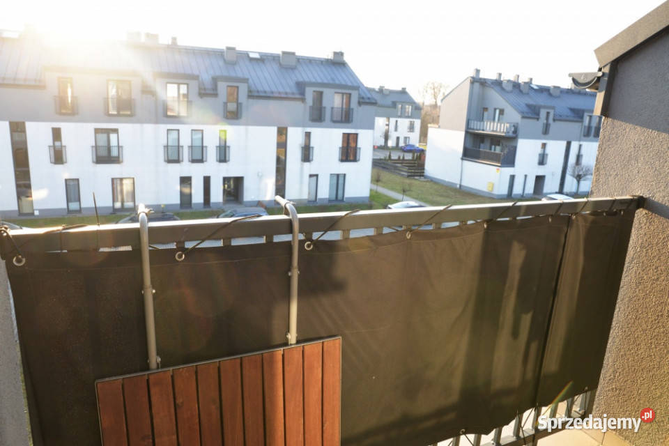 Dwupoziomowe strych z balkonem i 2 miejsca Sprzedaż Zakrzowiec