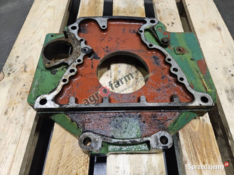 Obudowa sprzęgła John Deere 2040 2240 1950 1550 Byków