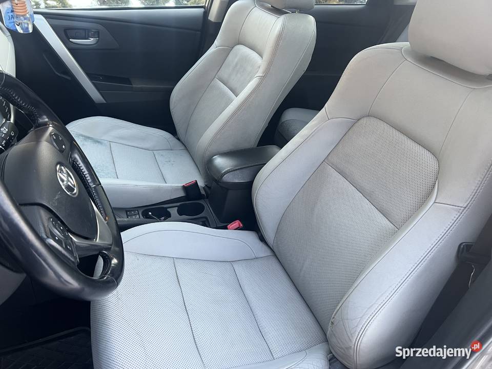 Toyota Auris 18 Hybrid Panoramiczny dach salon 194000km Warszawa