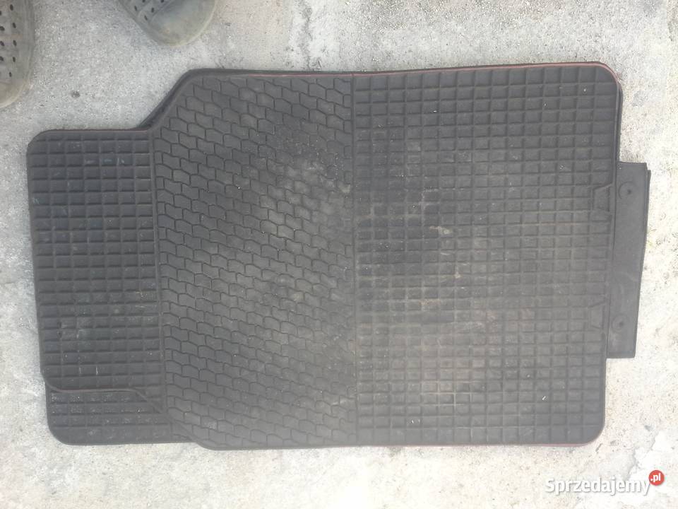 Seat Ibiza 3 III chodniczki gumowe Rok produkcji 2006 Dębno