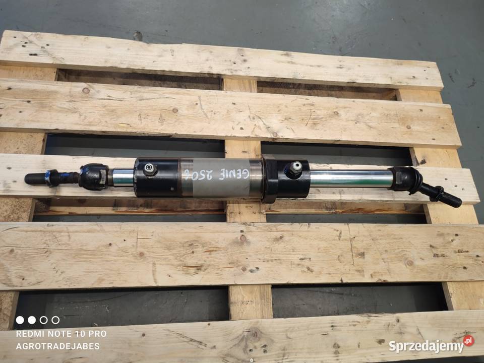 Siłownik hydrauliczny skrętu GENIE GTH 2506 Wilkowo