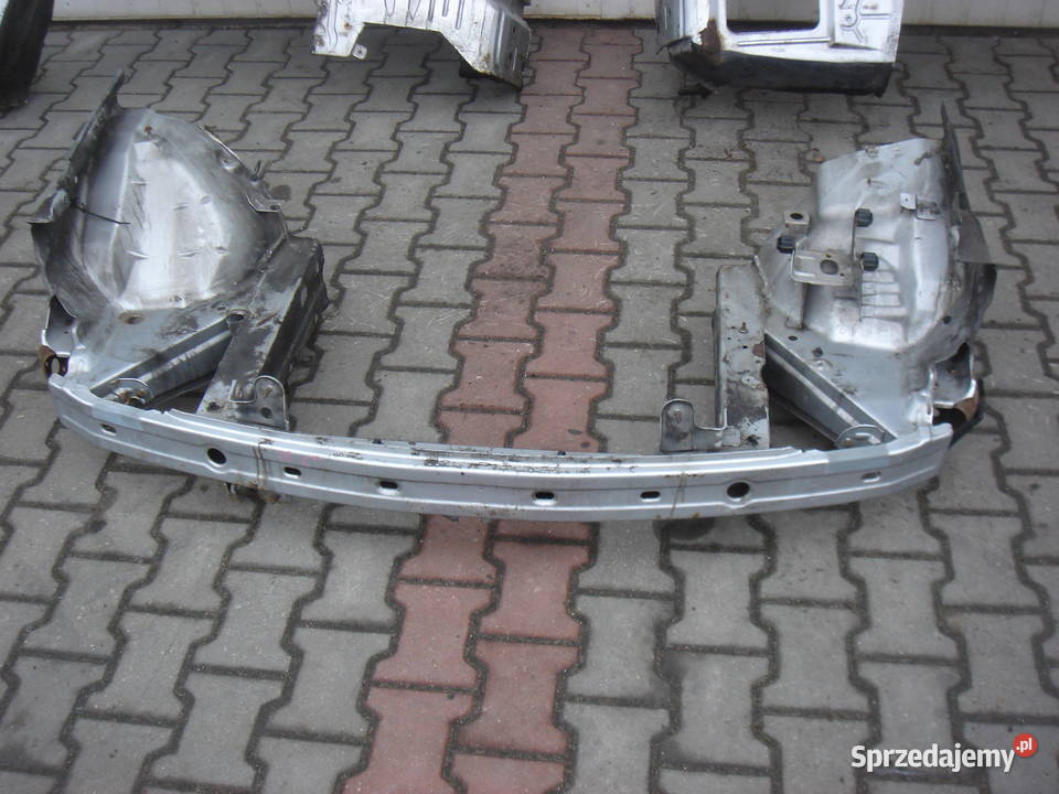 MERCEDES W202 błotnik tył lewy prawy srebrny Rok produkcji 1998 Nowy Dwór Gdański