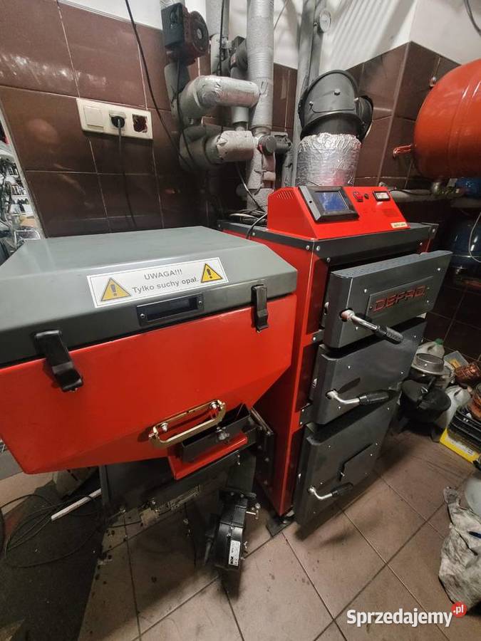 Piec Defro AKM II 17 KW z podajnikiem na cześci