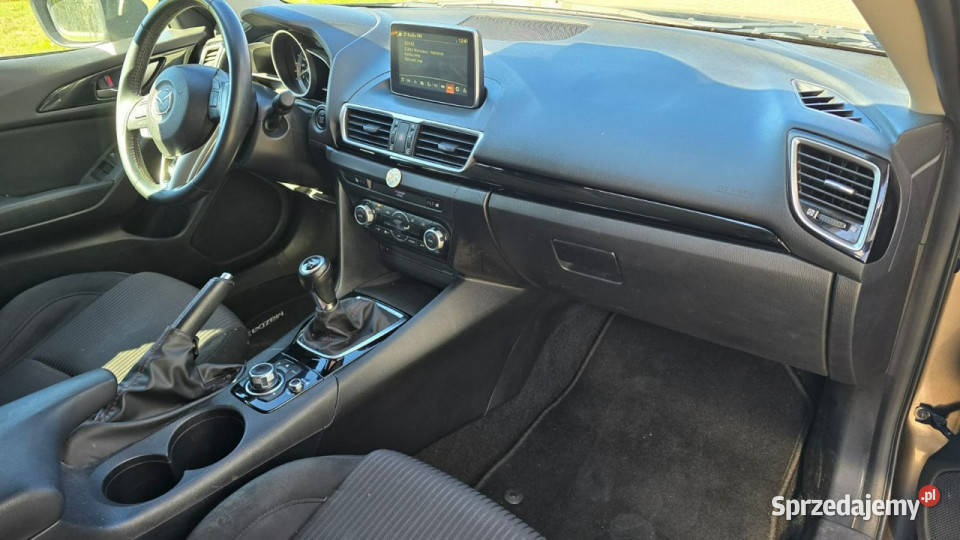 Mazda 3 1 rej 2015 Salpon III 2013 klimatyzacja mazowieckie Karczew