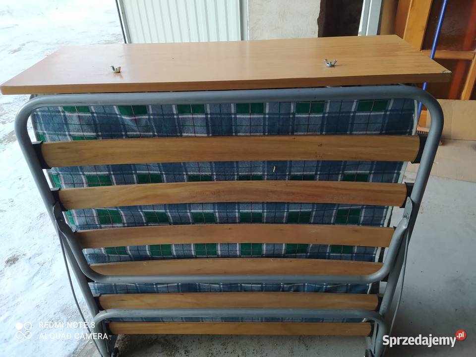 Łóżko rozkładane turystyczne z materacem Przemków