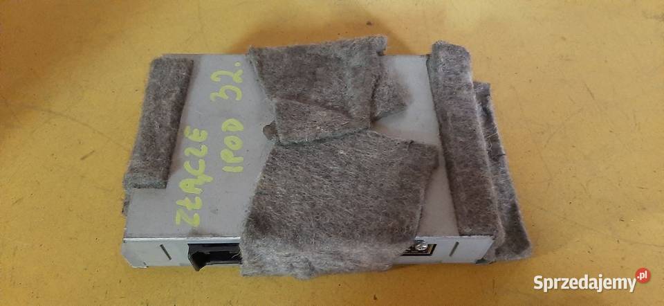 Złącze IPOD BMW E90 E70 E60 E87 E63 X6 041103301 Włoszczowa