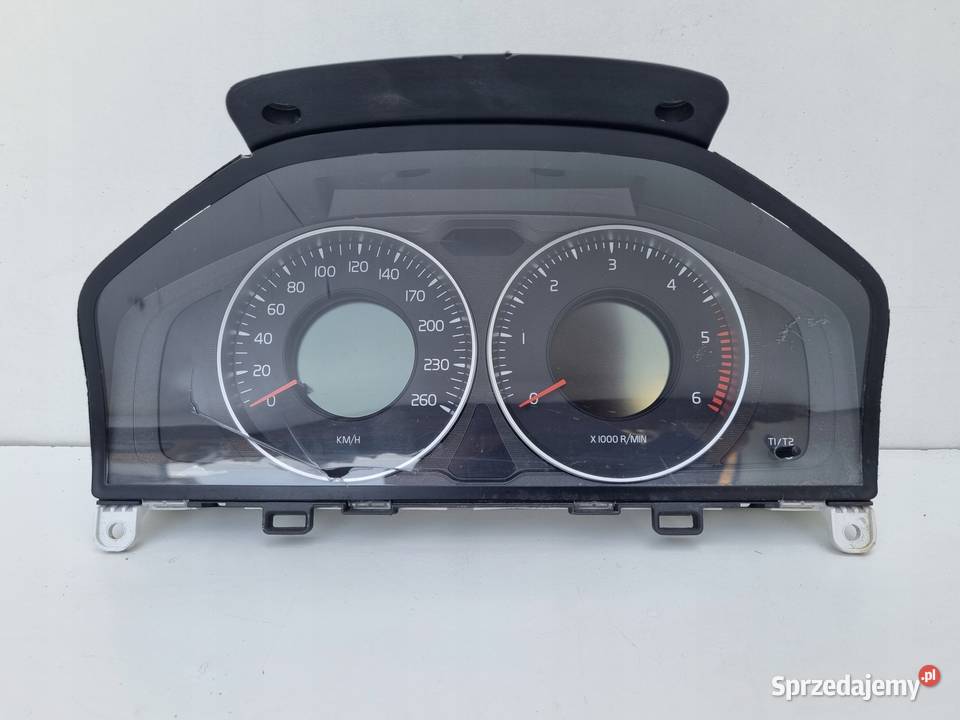Volvo S60 II V60 I 20 D diesel LICZNIK ZEGARY Wyposażenie wnętrza