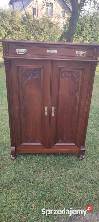 Bieliźniarka secesja antyk Czersk