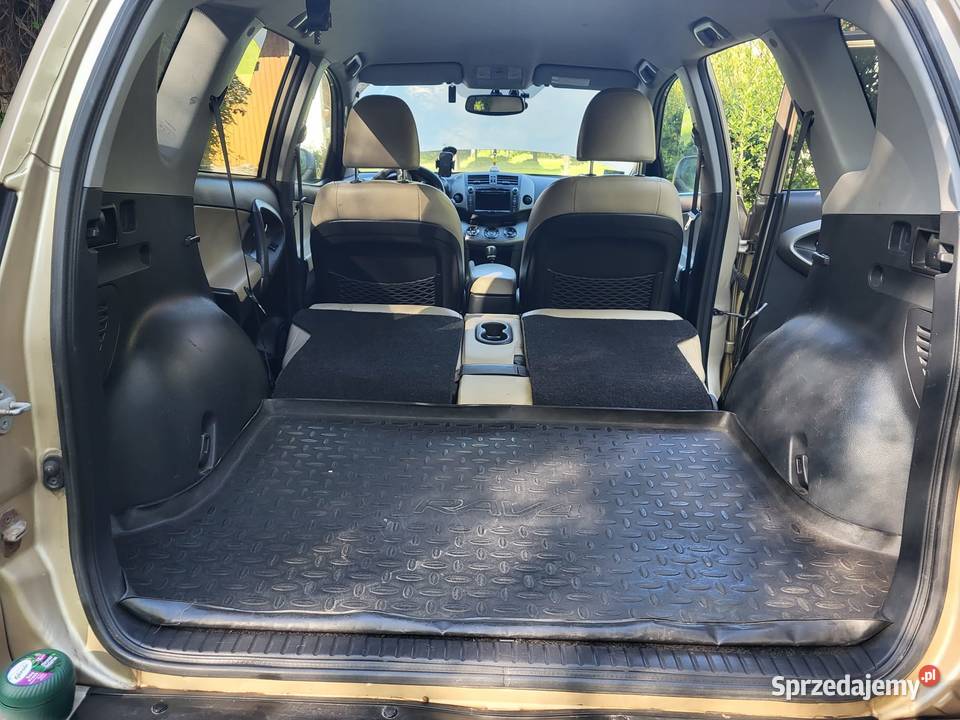 Sprzedam prywatną Toyotę RAV4 z 2009 roku nieuszkodzony