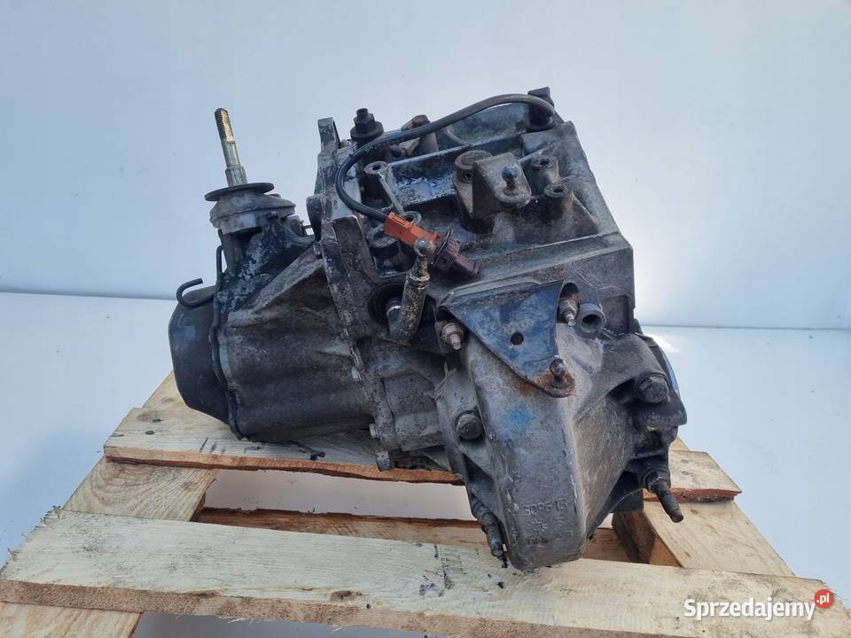 Peugeot Partner I 19 D SKRZYNIA BIEGÓW 20DM47 Janów