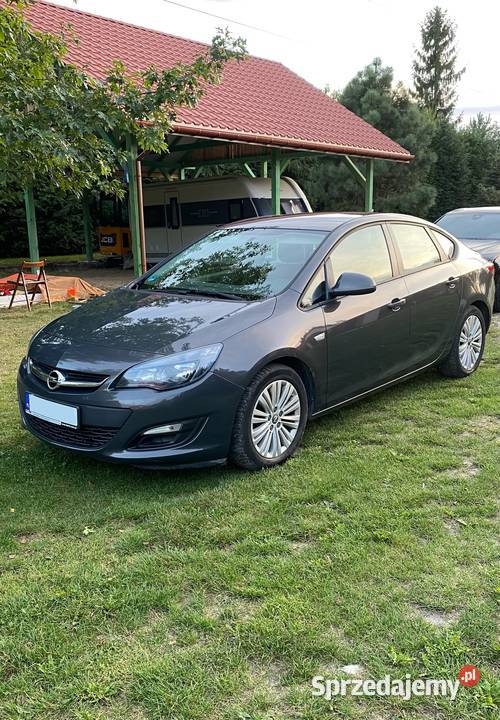 Opel Astra J Sedan 17 CDTI 130 20132014 Opoczno