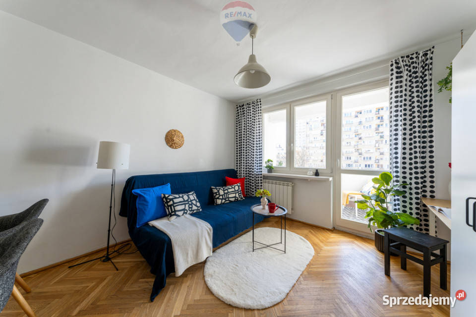 2 pokoje w centrum Warszawywidok na skyline Warszawa