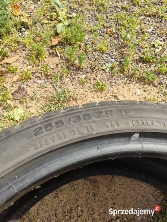 Opona continetal 255 35 19 Belno