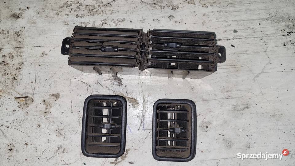 Suzuki Vitara I 9599 3D kratka nawiewu komplet terenowe Włocławek