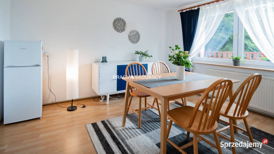 Dom wolnostojący 380m2 Łazy