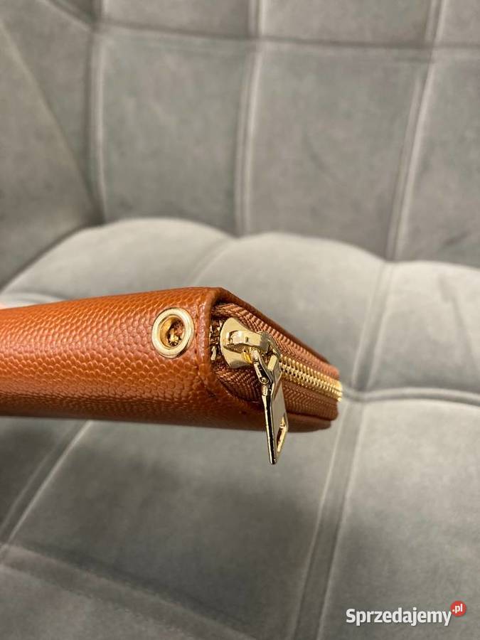 Nowy karmelowy porządny duży portfel z ekoskóry