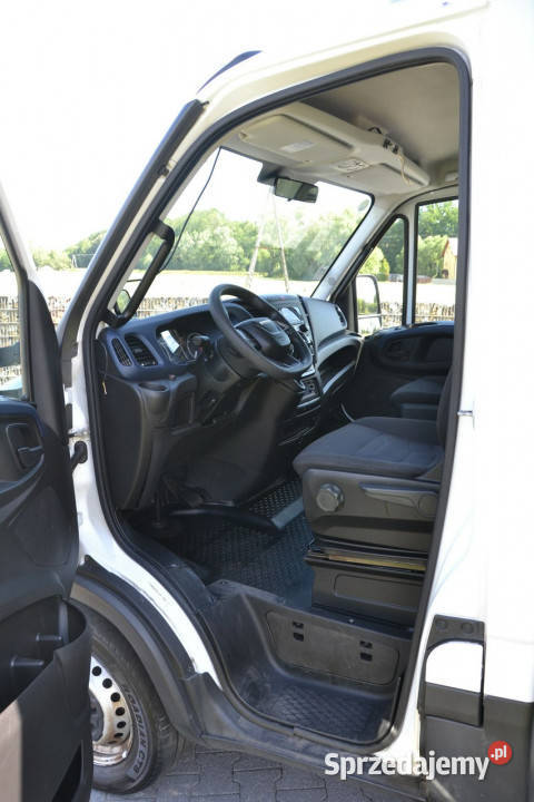 Iveco Daily 35S16 V 23 diesel 160 automat biały Kęty