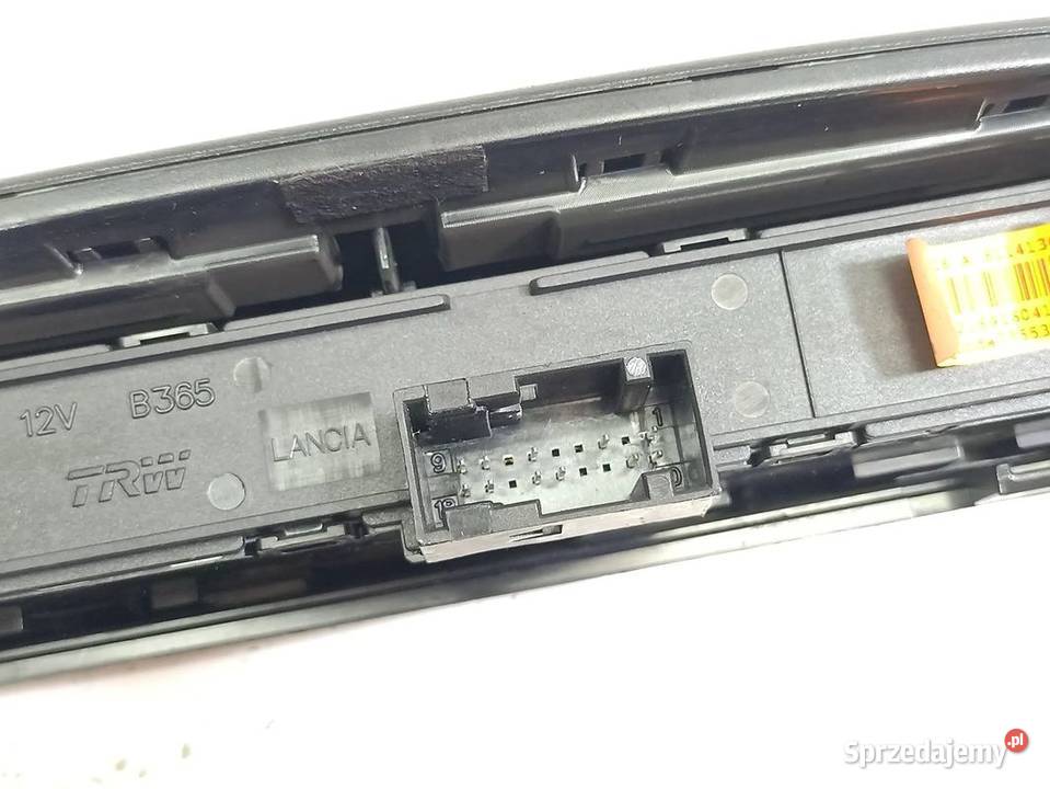 LANCIA YPSILON III 17R LIFT PANEL PRZYCISK Pozostałe Skarżysko-Kamienna