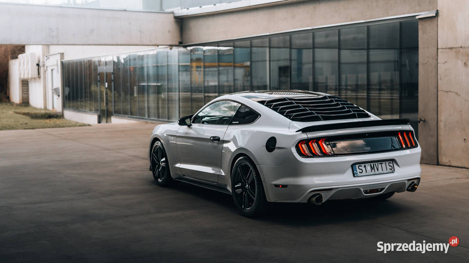 Ford Mustang 37 V6 mega zadbany i doinwestowany gniazdo USB