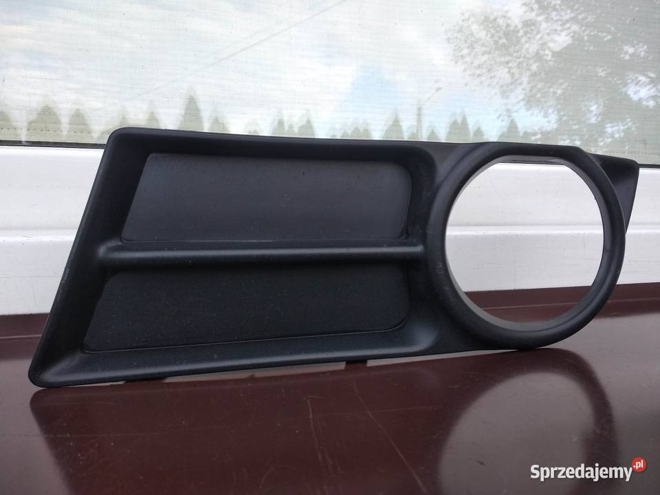 Toyota Corolla Verso 2 II kratka zderzaka lewa Sieradz sprzedam