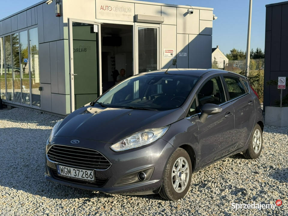 Ford Fiesta 16 TDCi 95 2013r klimatyzacja centralny zamek Wrocław sprzedam