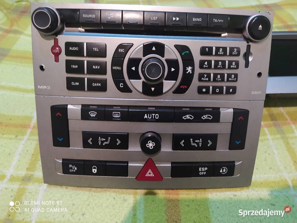 Radio ekran panel klimatyzacji schowek Peugeot Międzychód