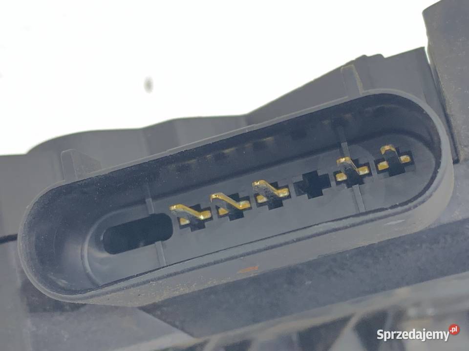 ZAMEK DRZWI LEWY PRZÓD FORD FIESTA MK7 Hatchback