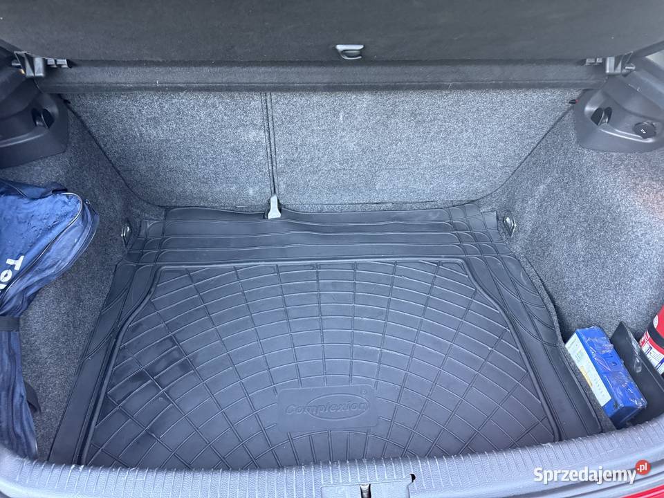 Golf 5 w stanie 105KM Dzierżoniów