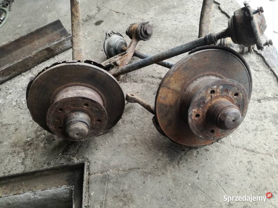 Wahacz zwrotnica Mercedes w123 Kosarzew-Stróża