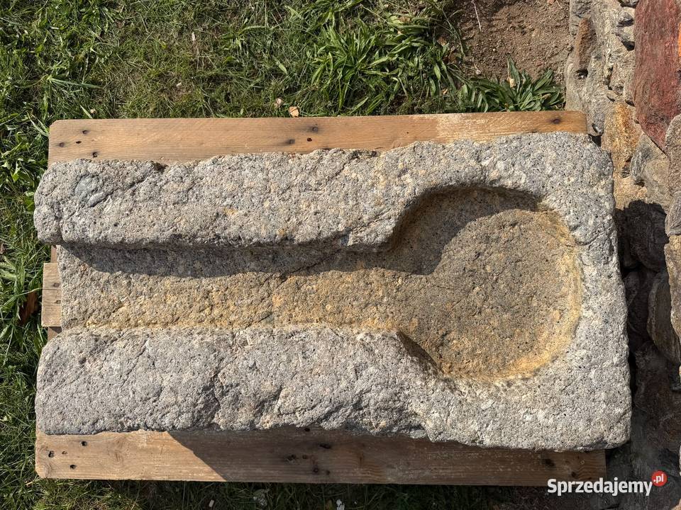 Stare koryto odpływowe ściek kamienny granit Bielawa