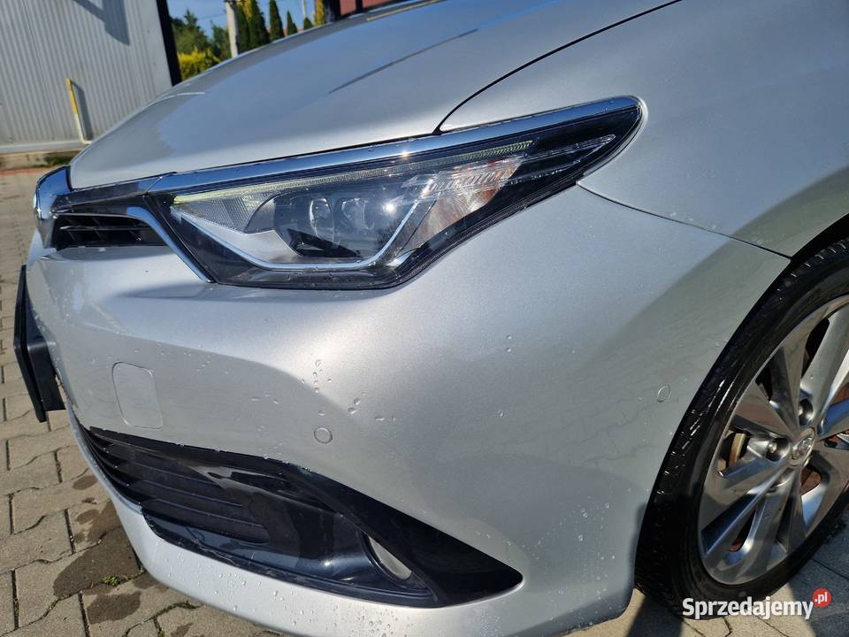 Toyota Auris II 2018r Full Wersja 18Hybrid nieuszkodzony Tarnów