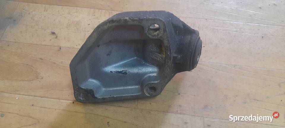 Części fiat 126p kierunek gumy amortyzatory dolnośląskie Karpacz